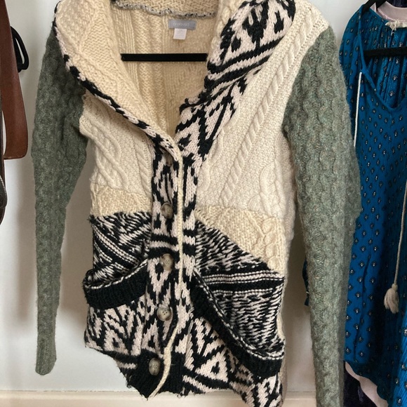 Preloved knit sweater - Picture 2 of 2